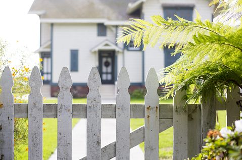 5 Easiest Fences To Install Yourself