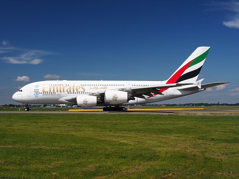 emirates-867771_1920