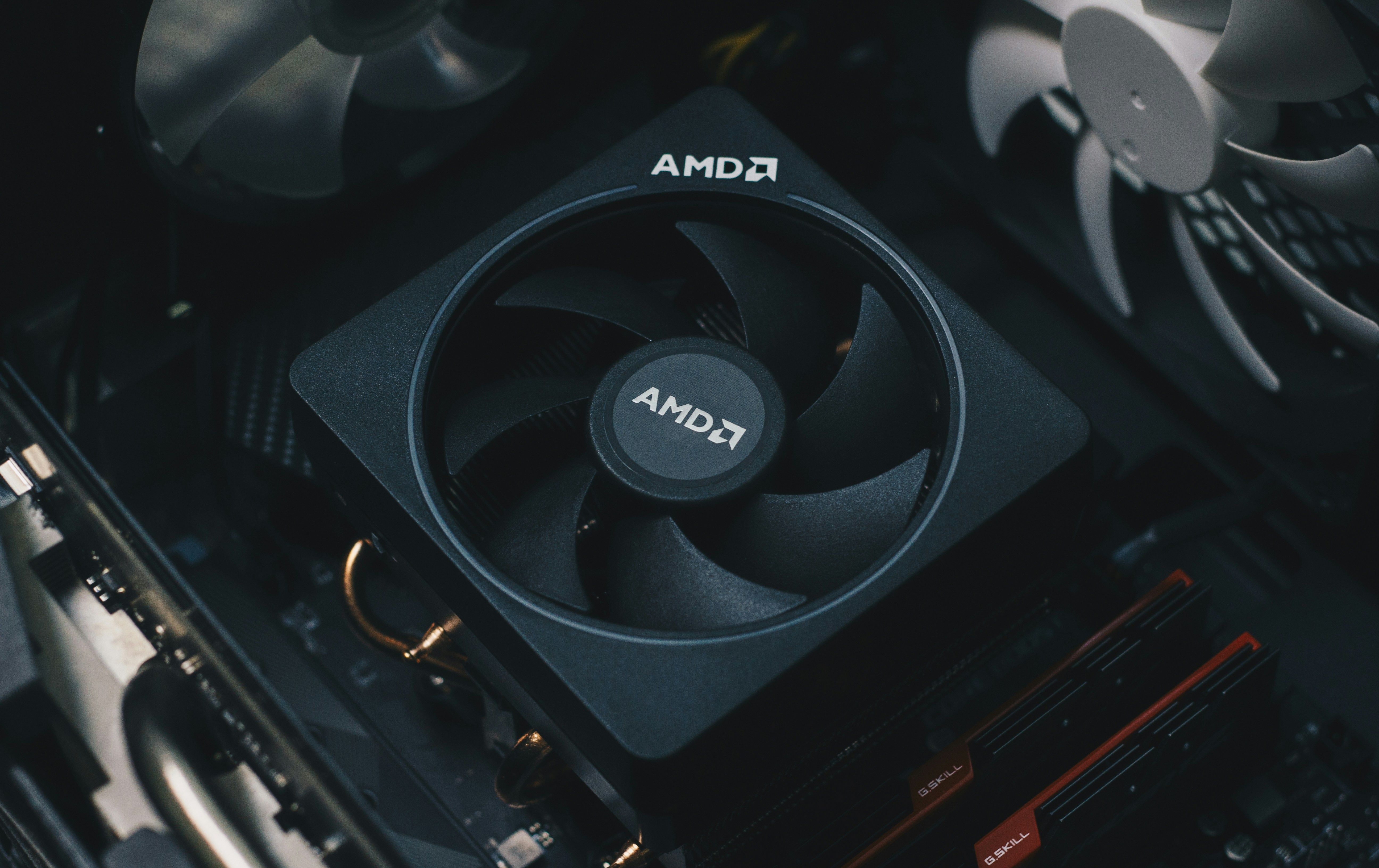 Advanced Micro Devices (AMD): The Best Fast Growth Stock to Invest In Now