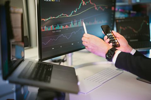 Top 10 AI News Investors Should Not Miss