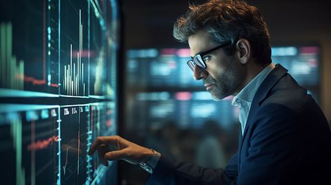 Stocks On The Rise: 12 Best Stocks to Invest in Right Now 