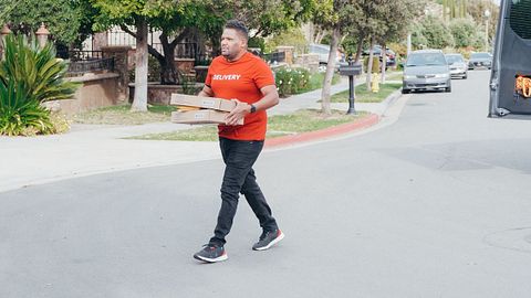 Bank of America Asserts DoorDash, Inc. (DASH) as a Promising Growth Stock Poised to Outperform