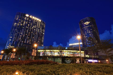 testing / Shutterstock.com