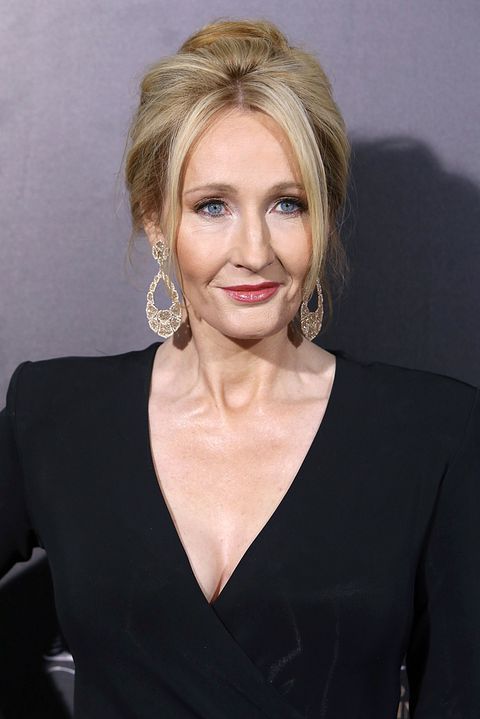 6 Female Authors With Male Pen Names