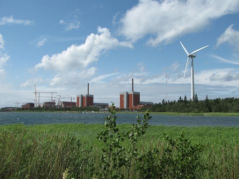Google Will Help Upgrade Two Nuclear Plants for AI Power. Southern Could Add 96 MW