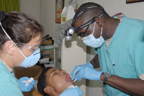 25 Best States For Dental Assistants
