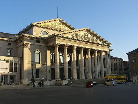 800px-Nationaltheater