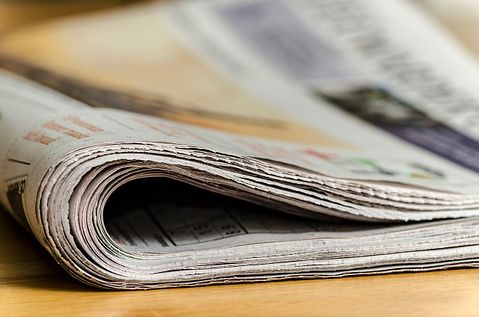 newspapers-444449_1280
