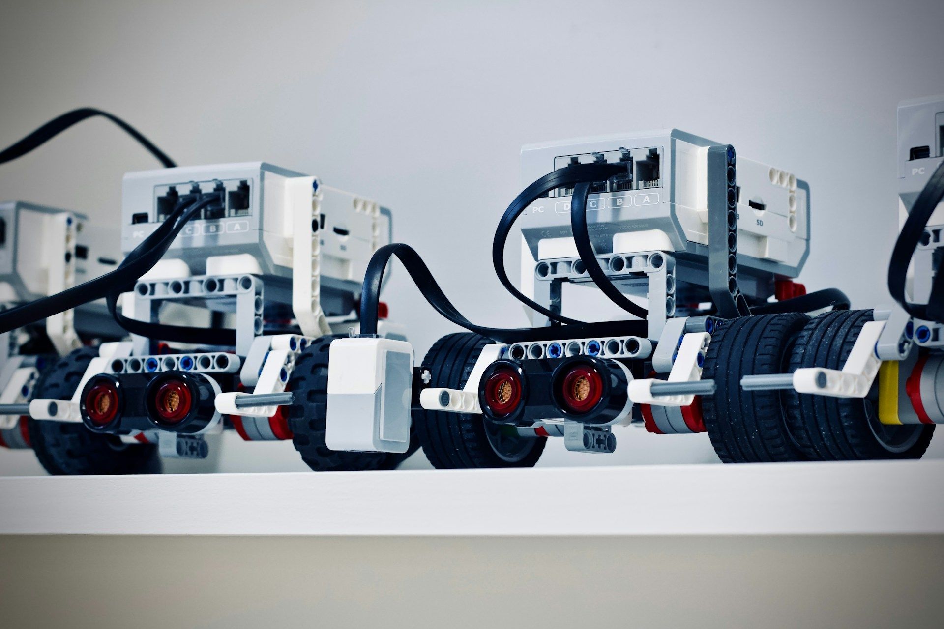 9 Best Robotics Stocks to Buy as Amazon Deploys 1 Million Robots