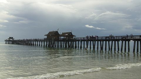 naples-206878_1280