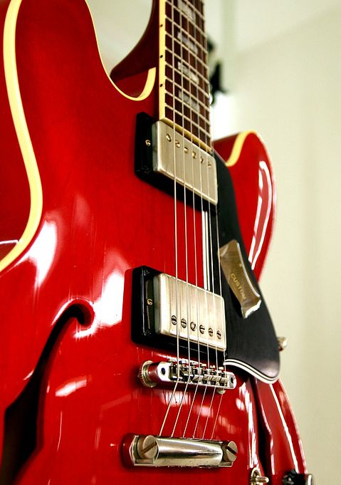 electric-guitar-566574_1280
