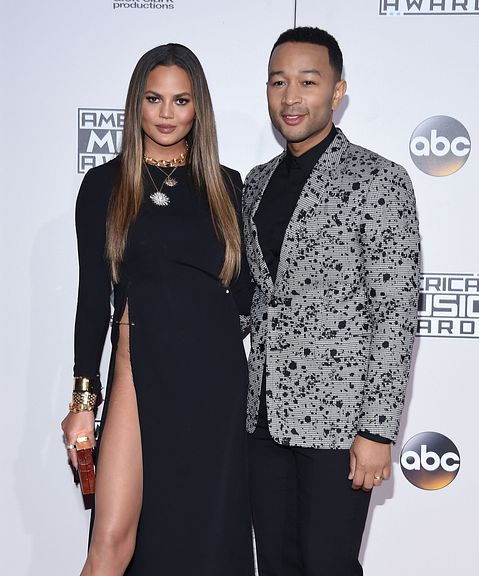 50 Best People To Follow on Snapchat and Their User Names