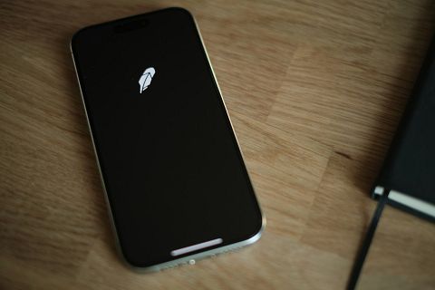 10 Best Robinhood Penny Stocks to Invest In