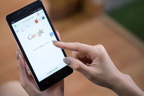  qoppi / Shutterstock.com