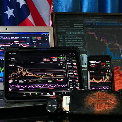 Hedge Fund and Insider Trading News: David Tepper, Ken Griffin, George Soros, Bill Ackman, Warren Buffett, Saba Capital, Tesla Inc (TSLA), Rocket Lab Corp (RKLB), and More