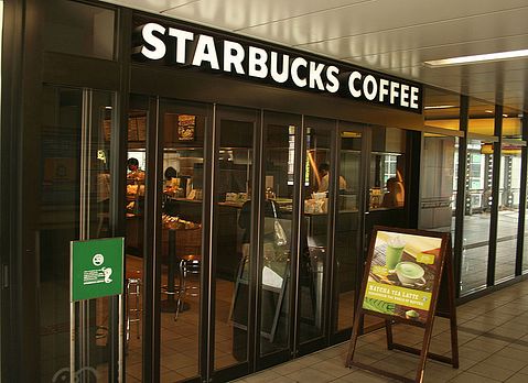 TD Cowen Maintains Starbucks (SBUX) Price Target, Downgrades Rating 