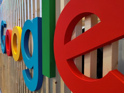 Alphabet's Google Awards PPAs to Clearway Energy to Receive Carbon-Free Energy For Its Data Centers