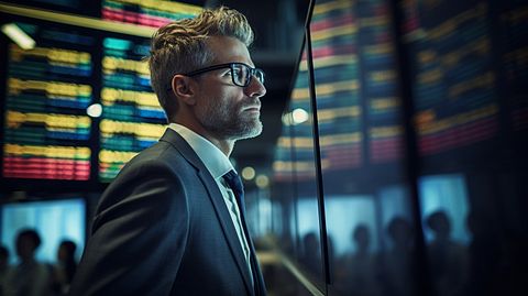 Is Block, Inc. (NYSE:XYZ) One of The Stocks to Buy with Exponential Growth in 2025?