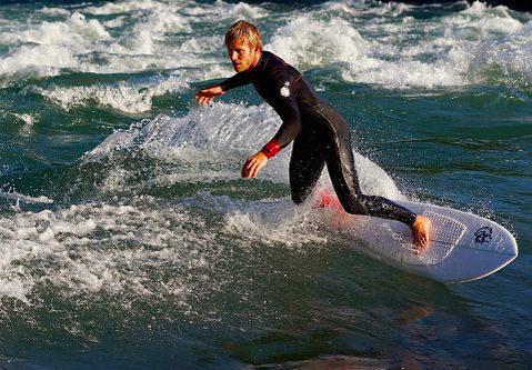 surf-825093_1920