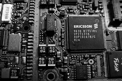 Analyst Says Broadcom (AVGO) Among the Best AI Semiconductor Stocks to Benefit from Bull Run Until 2030