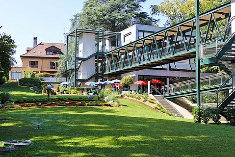 800px-Webster_Geneva_Campus