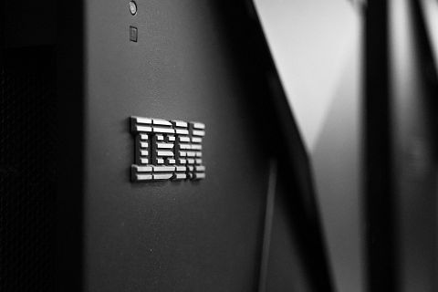 Is IBM Quantum Pivot Worth Buying? Valuation, Hedge Fund Sentiment, and Risks