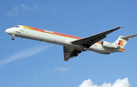 800px-Iberia.md-88.ec-foz.arp