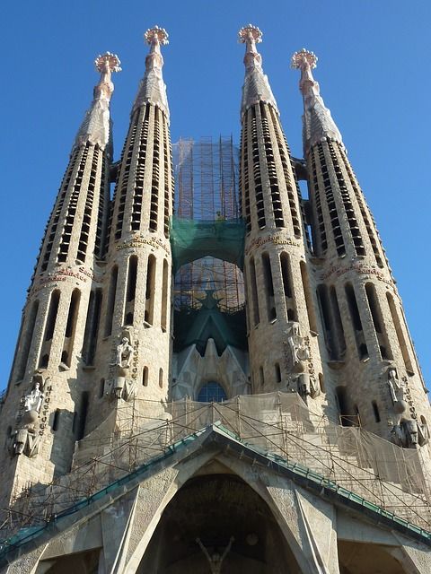 sagrada-familia barcelona