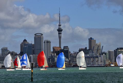 sailing-50533_1280