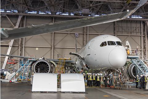 EOS Energy (EOSE) Drops 7.3% on Lack of Leads