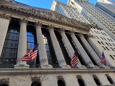 10 Best High-Beta Stocks to Buy Now