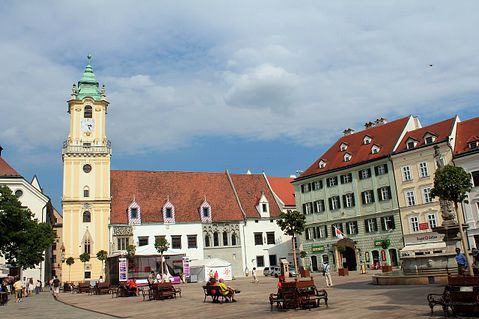 bratislava-278557_1280