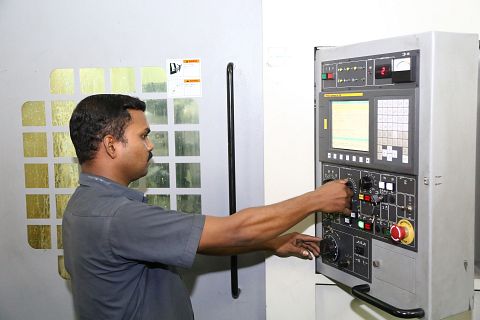 11 Highest Paying Blue Collar Jobs in Canada