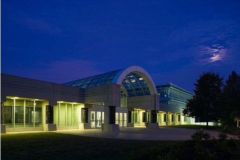 cia-headquarter-104658_1280