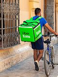15 Largest Food Delivery Companies in the World
