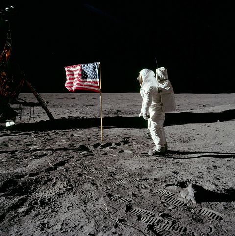 moon-landing-62879_1280