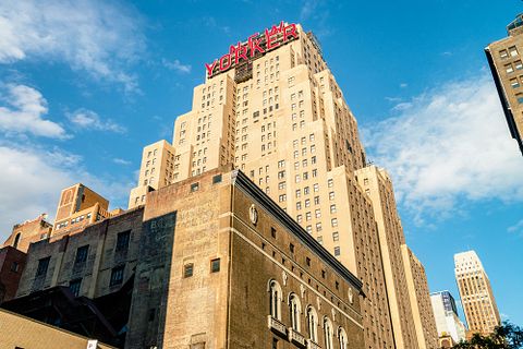 5 Big Hotels Where AARP Members Can Get Discounted Rates