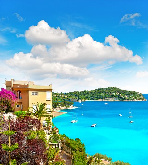 12 Best Places to Retire in France for English Speakers