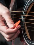 15 Easiest Love Songs to Play on Acoustic Guitar