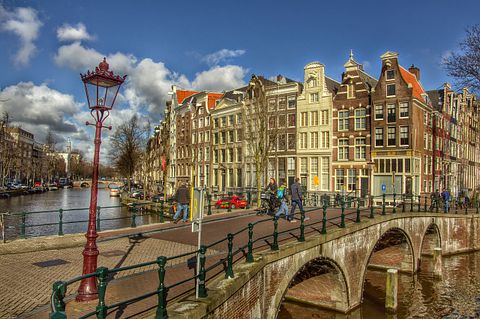 amsterdam-686460_1280