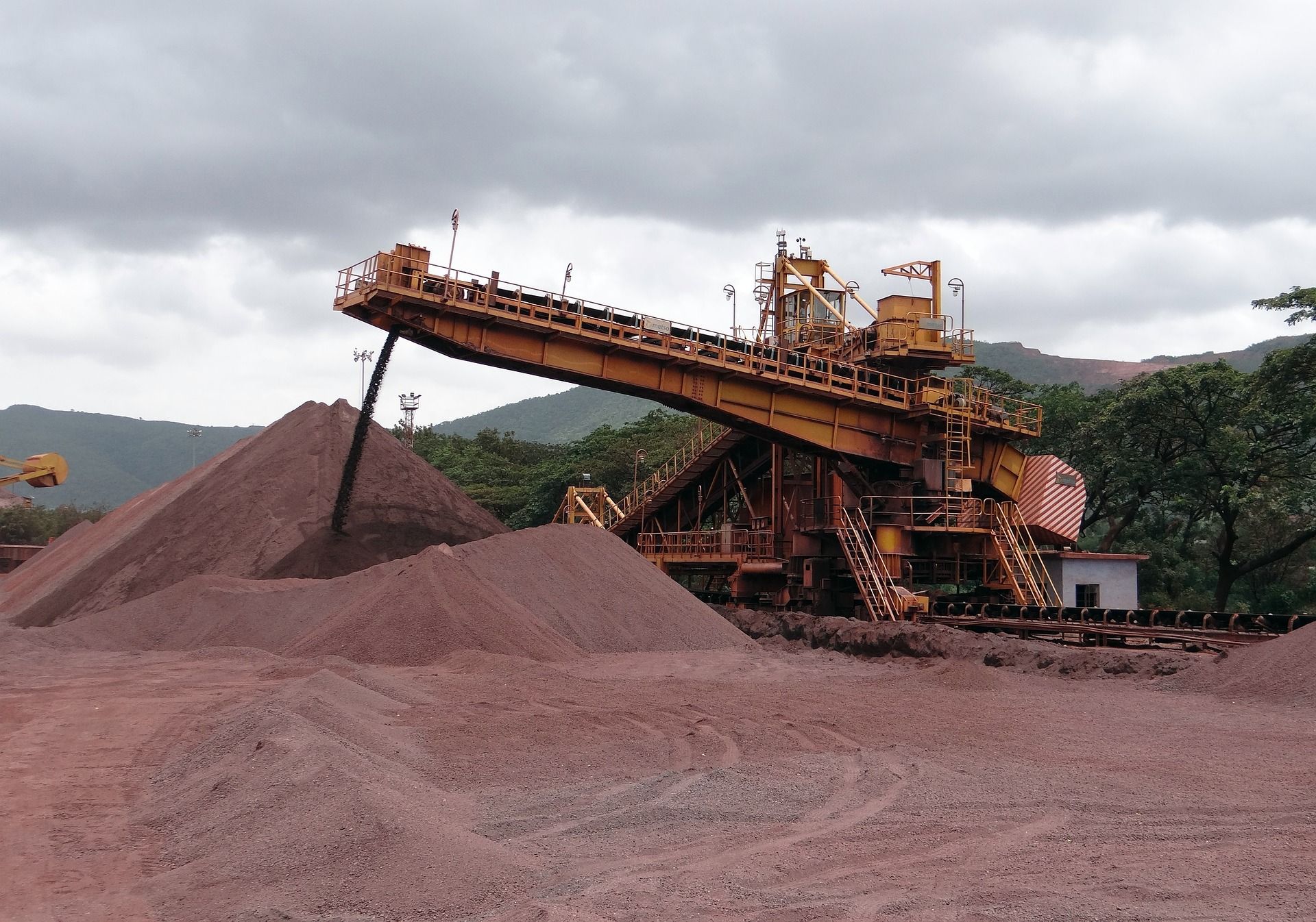 Vizsla Silver (VZLA) Secures $10M Working Capital Facility from FIFOMI for Panuco Project