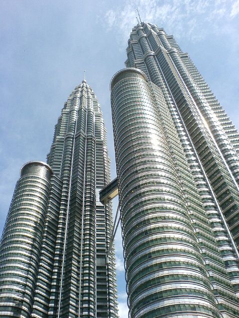 petronas-twin-towers-593238_1280