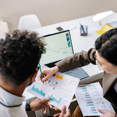 15 High-Growth Large-Cap Stocks to Invest In Now