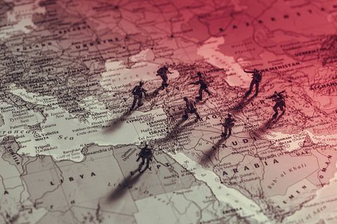 L3Harris Technologies (LHX) In Focus As Middle East Crisis Pushes Investors Towards Defense Sector