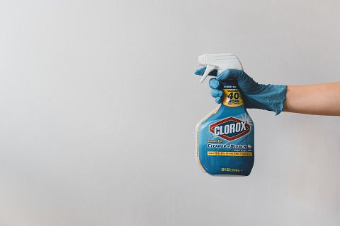 Jefferies Cuts Clorox Price Target to $145 Amid ERP Transition Turbulence, Maintains Buy