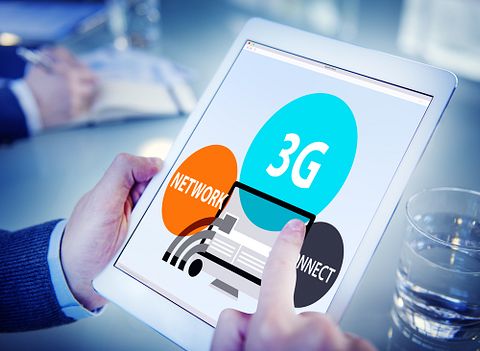 3g, business, tablet, digital, technology, of, analysing, professional, electronic, work, using, device, online, wireless, screen, businessman, website, network, browsing,