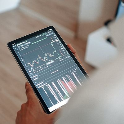 8 Oversold Software Stocks to Buy According to Wall Street Analysts