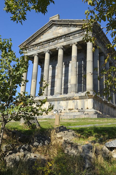  Pietro Basilico/Shutterstock.com 