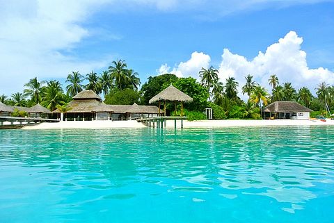 maldives-262516_640