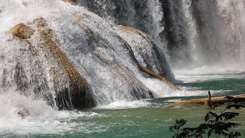 agua-azul-906530_1920 11 Widest Waterfalls in the World